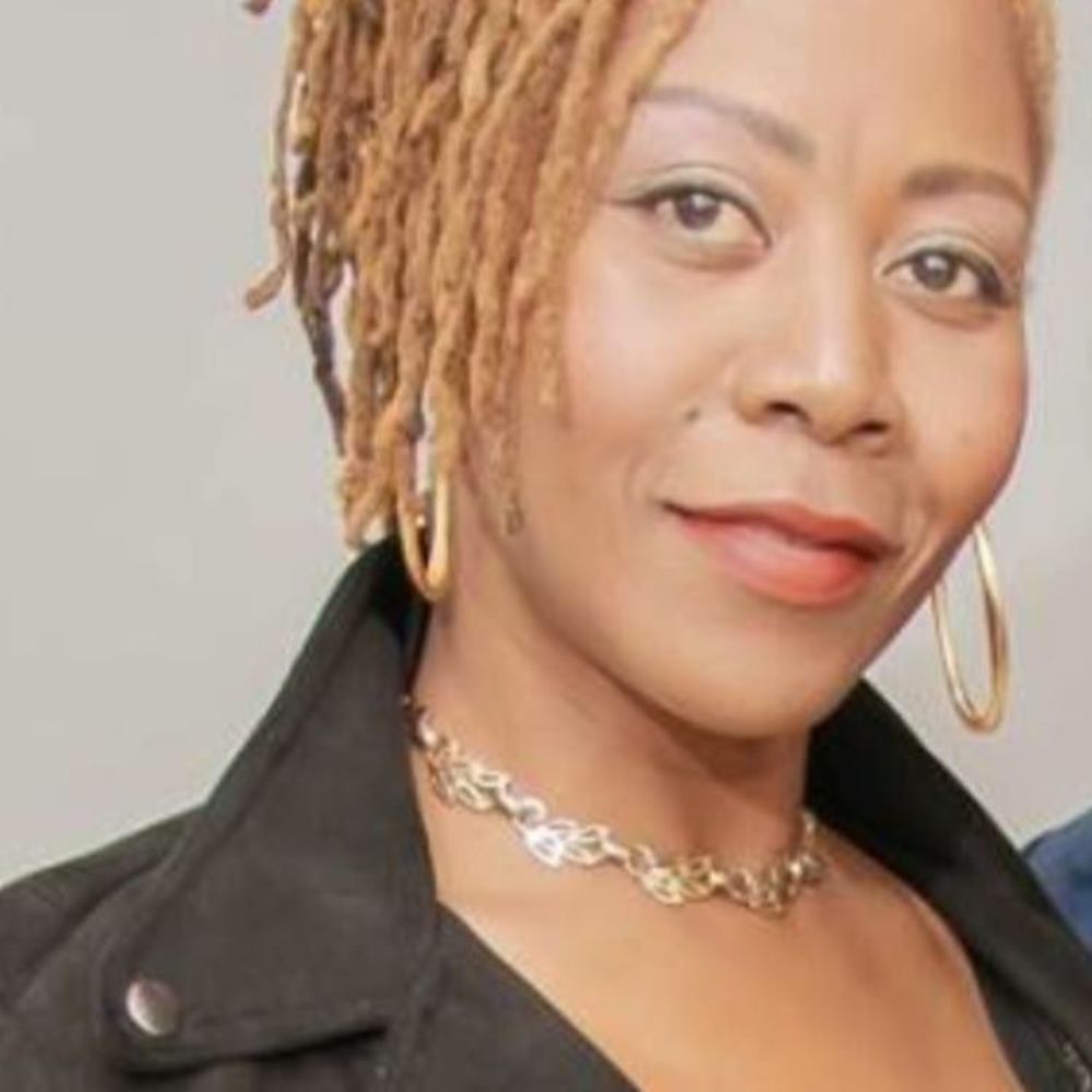 Meet your Posher, Carol r.
